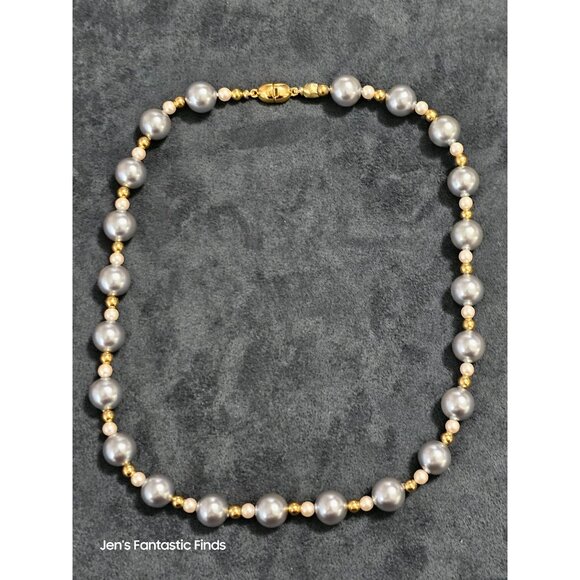 Vintage Monet Gold & Silver-Tone Faux Pearl‎ Beaded Necklace Magnetic Clasp - Picture 2 of 6